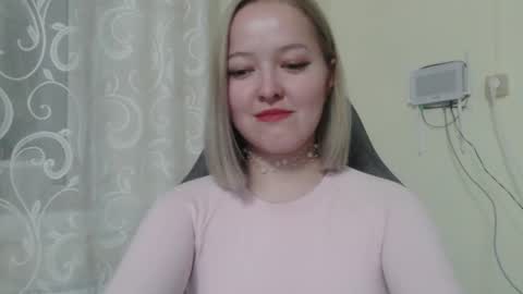 _sweet_smile_ online show from September 12, 8:11 pm