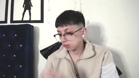 Thomas online show from September 17, 1:09 am