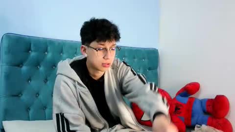 Thomas online show from January 13, 3:36 am