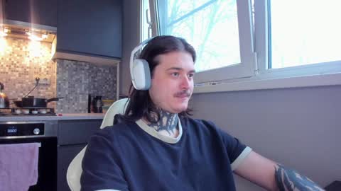 _torfin_ online show from December 29, 8:55 am