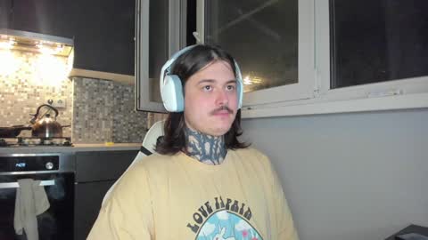 _torfin_ online show from January 12, 7:31 pm