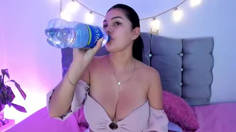 Vale online show from March 21, 3:38 pm