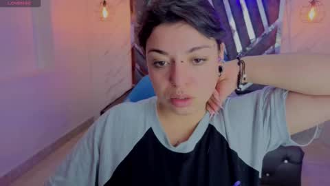   Vermeil   online show from March 24, 10:38 pm