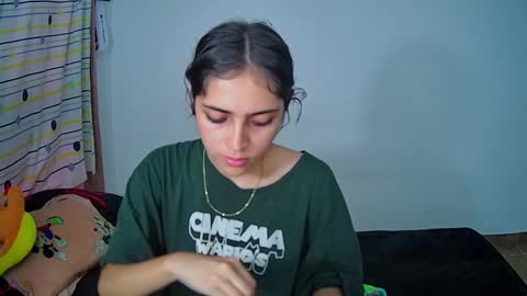 Violeta online show from December 4, 10:02 pm