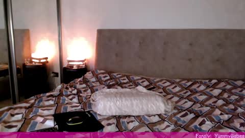 Nicole  Thomas  Dave online show from May 11, 2:45 pm