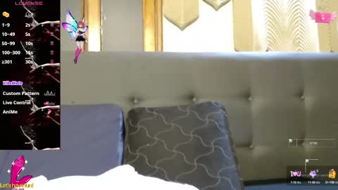 Yuyi online show from October 7, 12:23 pm