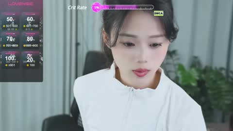 _zizi_ online show from February 14, 5:09 am