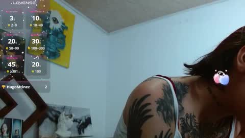 Snapshot of _zoebakers chatting on October 29, 12:45 am Zoe  online show from October 29, 12:45 am