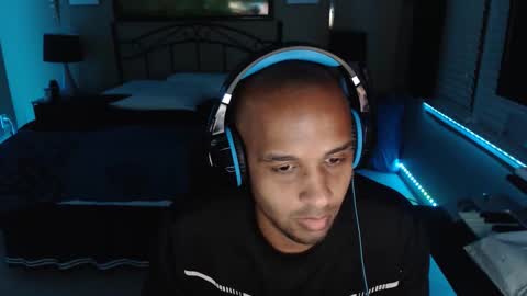 a4orce online show from March 31, 3:29 am