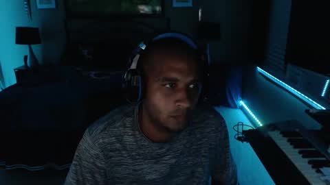 a4orce online show from October 11, 2:27 am