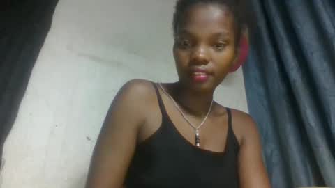 aadienne online show from April 16, 8:09 pm