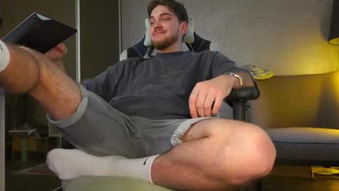 Alex online show from October 26, 7:42 am