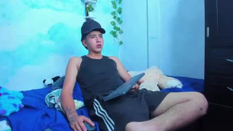 aaron_mercury online show from July 20, 4:26 am