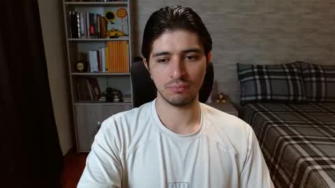 Aaron online show from March 26, 7:30 pm