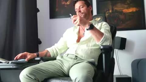 Aaron online show from June 30, 6:57 am