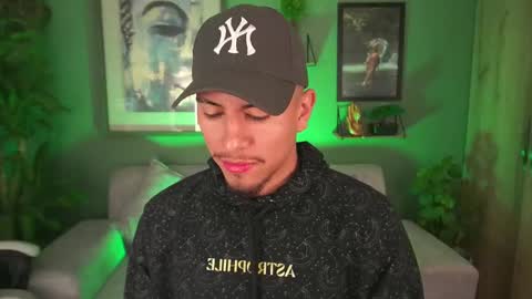 AARON  online show from March 11, 1:23 pm