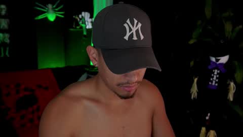 AARON  online show from October 20, 1:05 pm