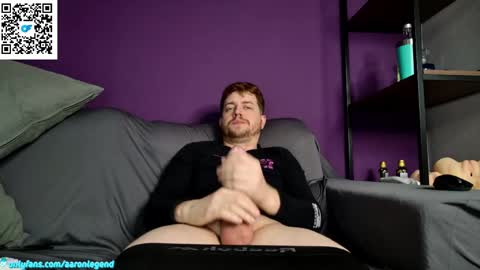 Aaron  online show from May 13, 5:39 am