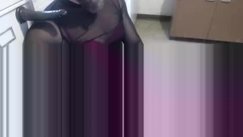 Snapshot of abab2012 chatting on December 12, 8:43 pm abab2012 online show from December 12, 8:43 pm