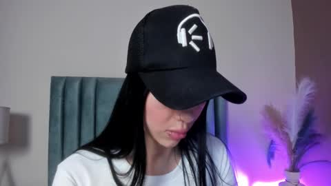 Abbie Joness online show from March 13, 12:41 pm