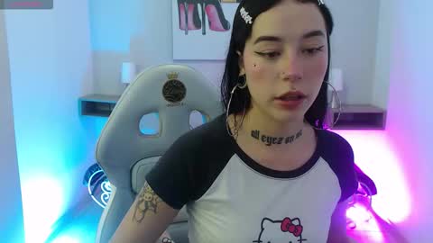  Abby  online show from March 4, 5:32 pm