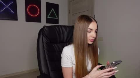 Snapshot of abby_laker chatting on March 2, 6:27 am ABBY LAKER online show from March 2, 6:27 am