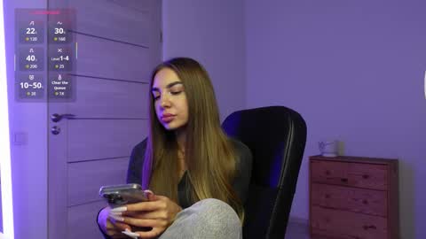 Snapshot of abby_laker chatting on September 18, 5:06 pm ABBY LAKER online show from September 18, 5:06 pm