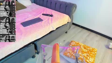 Snapshot of abby_stonee_ chatting on September 11, 3:52 am Abby online show from September 11, 3:52 am