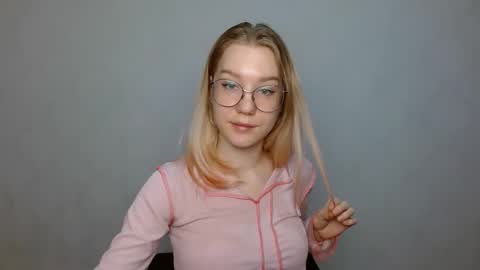 Abby Lovense is active online show from January 29, 12:13 pm