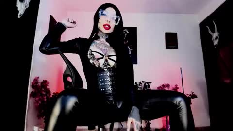 Abby online show from November 19, 2:11 am