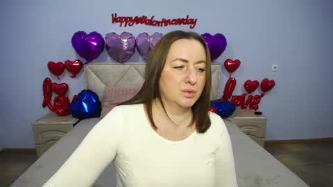 Snapshot of abbytaylorr chatting on February 13, 7:24 am abbytaylorr online show from February 13, 7:24 am