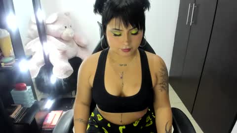 Snapshot of abbyxlee chatting on December 23, 4:22 am     online show from December 23, 4:22 am