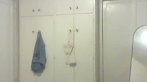 abdgg83476 online show from October 22, 3:53 am