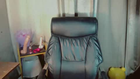 Abetterchristine online show from April 25, 3:41 am