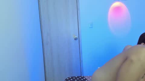 abigail_monroe__ online show from February 4, 6:50 am