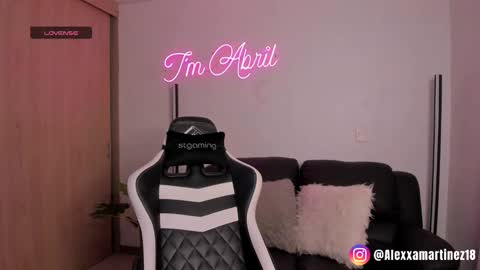 Snapshot of abril_w18 chatting on February 13, 4:00 am My name is Alexa. Please say hello I like to chat with you. If you have requests please use tip online show from February 13, 4:00 am