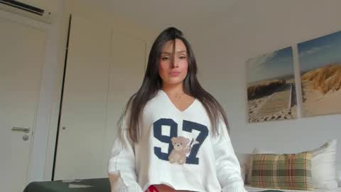 Helena online show from December 21, 11:05 am