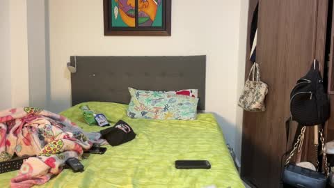 abrilsantosxo online show from March 30, 12:27 pm