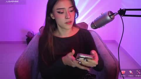 Snapshot of acidkaos chatting on March 8, 4:45 am Lana 3 online show from March 8, 4:45 am