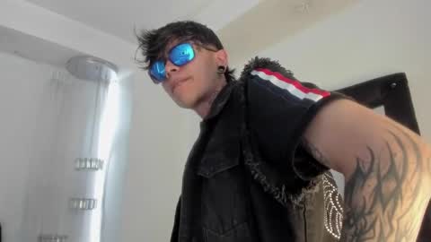 Acid Milo online show from December 18, 4:17 pm