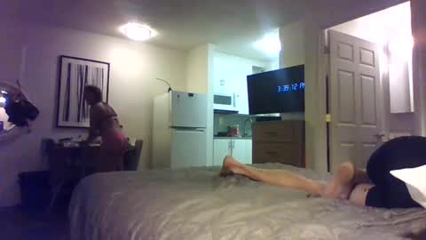 acouplesinners online show from April 25, 8:39 pm