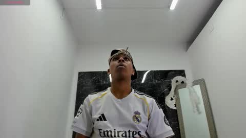 ada_brooke online show from December 14, 1:01 am