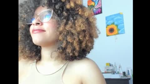 Snapshot of ada_gales_ chatting on September 24, 4:41 am  Isa  online show from September 24, 4:41 am