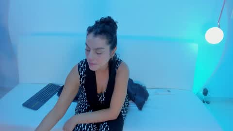    online show from January 7, 5:29 pm