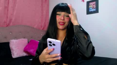 Snapshot of adalet_sair chatting on January 1, 2:30 am adalet online show from January 1, 2:30 am