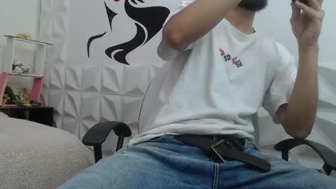 adam_evehotroom online show from February 11, 8:10 pm