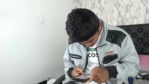 adam_morgan2 online show from October 5, 3:08 pm