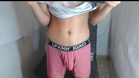 adam_sinclair online show from December 18, 4:13 pm