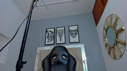 Adams Bobby online show from January 31, 7:11 pm