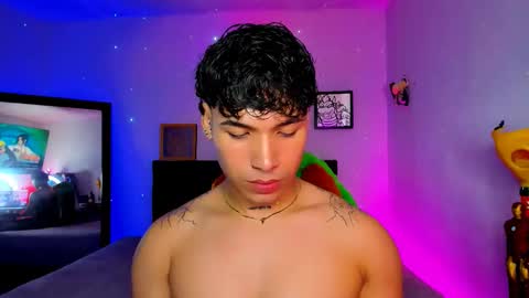 Adams online show from January 10, 12:05 am